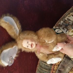 VTG - Geppeddo - Cuddle Kids 2000 - Porcelain Face -Bobby Bunny Plush - 14"